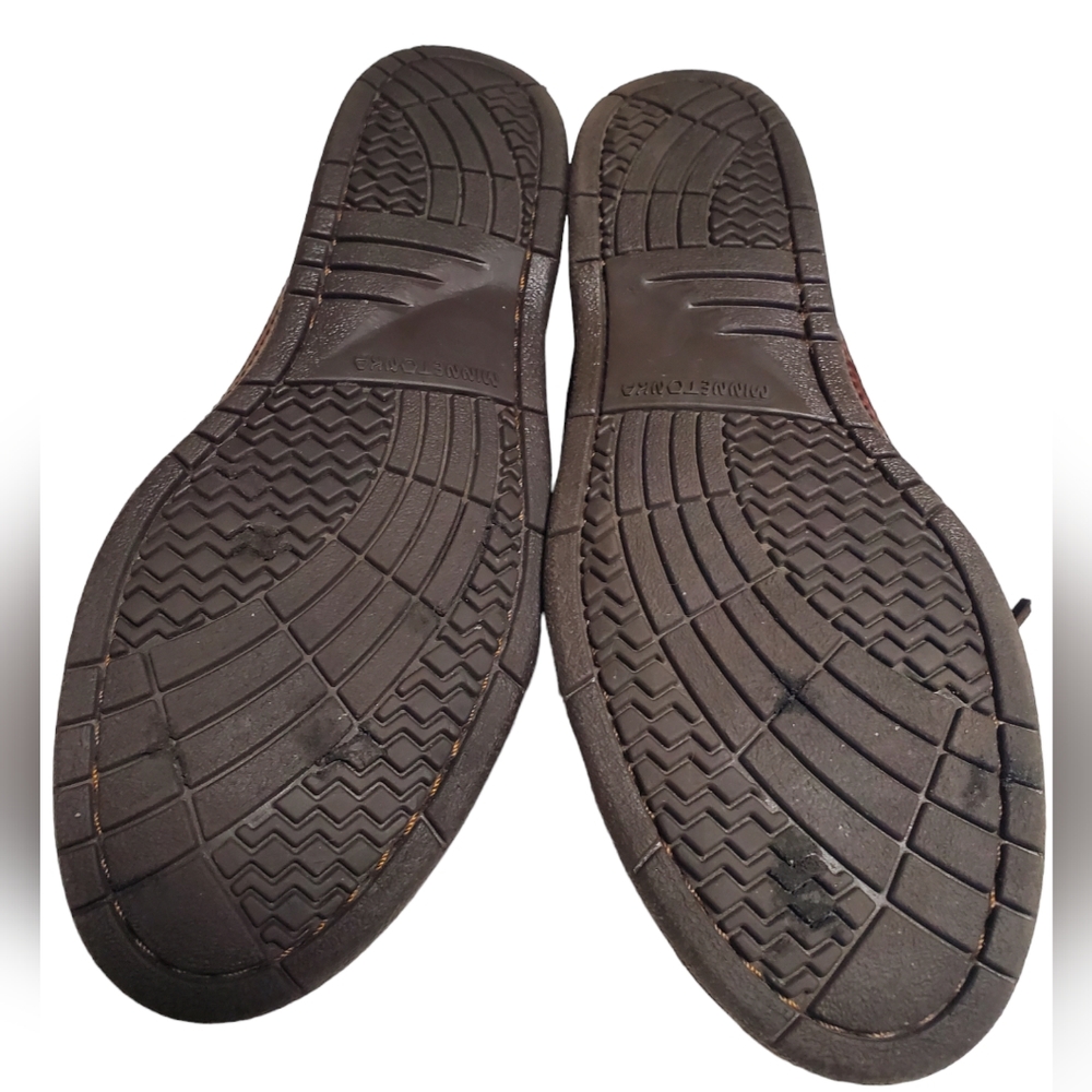 Minnetonka Leather Shoes - Picture 9 of 12
